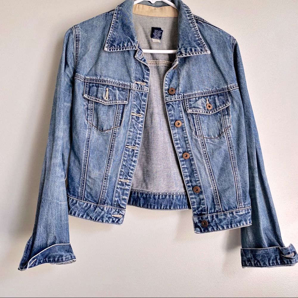 GAP Denim Jacket Size Small